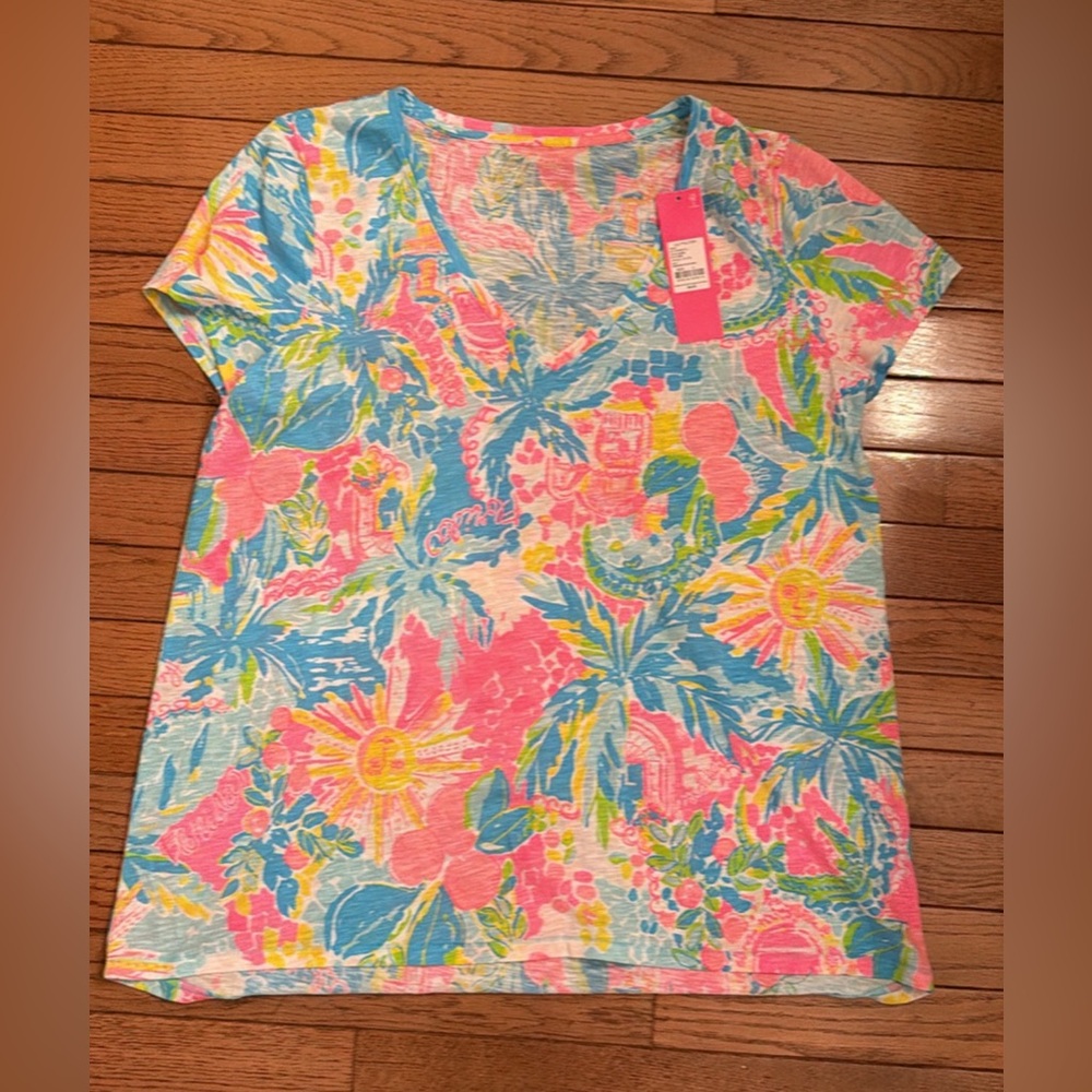 Lilly Pulitzer Floral V-Neck Tee in Pink, Blue & Yellow Size L NWT!